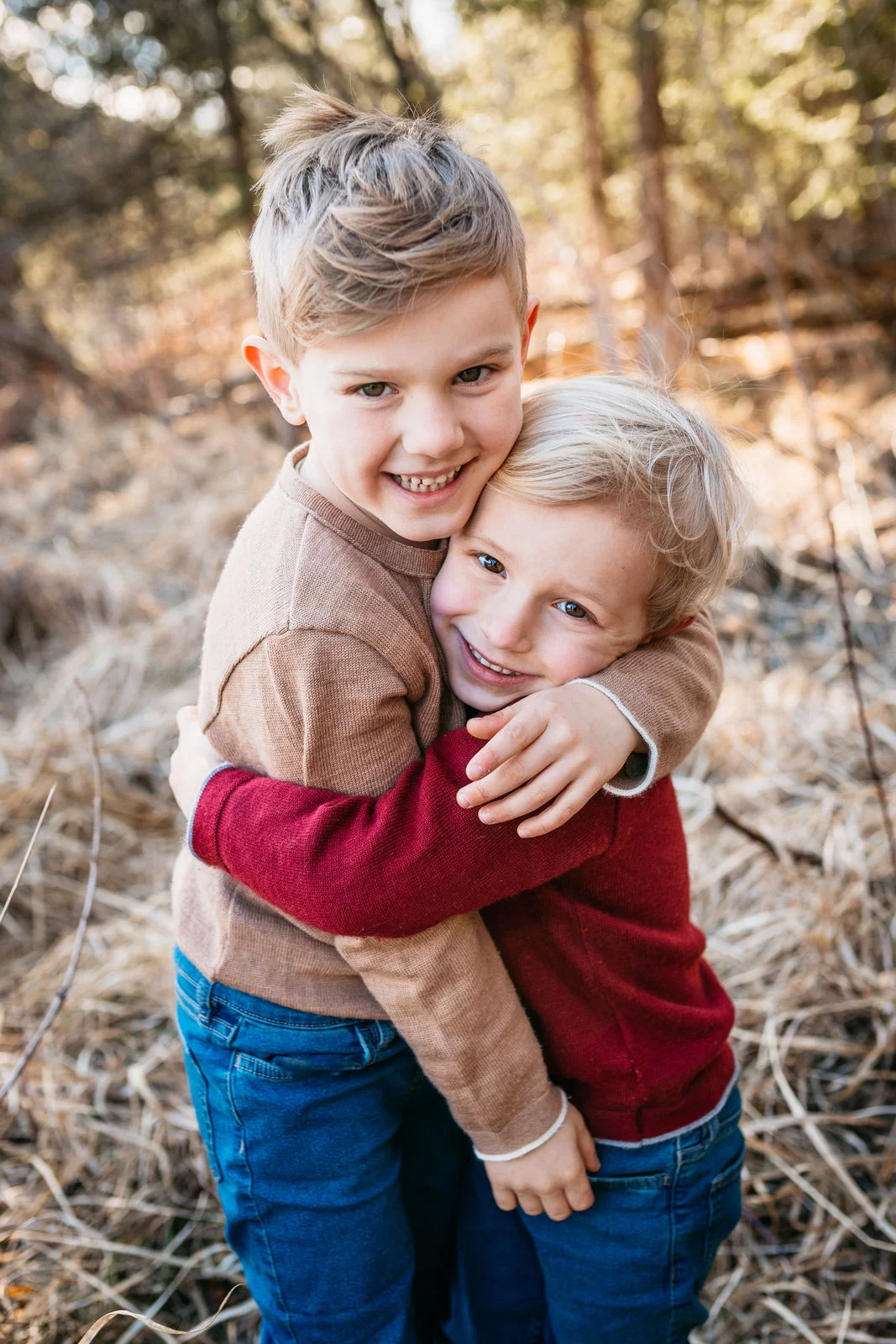 Familienshooting Bayern – Großeltern mit Enkeln beim Familienportrait
